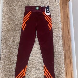 Brand new Ivy park leggings size small.  Tags attached